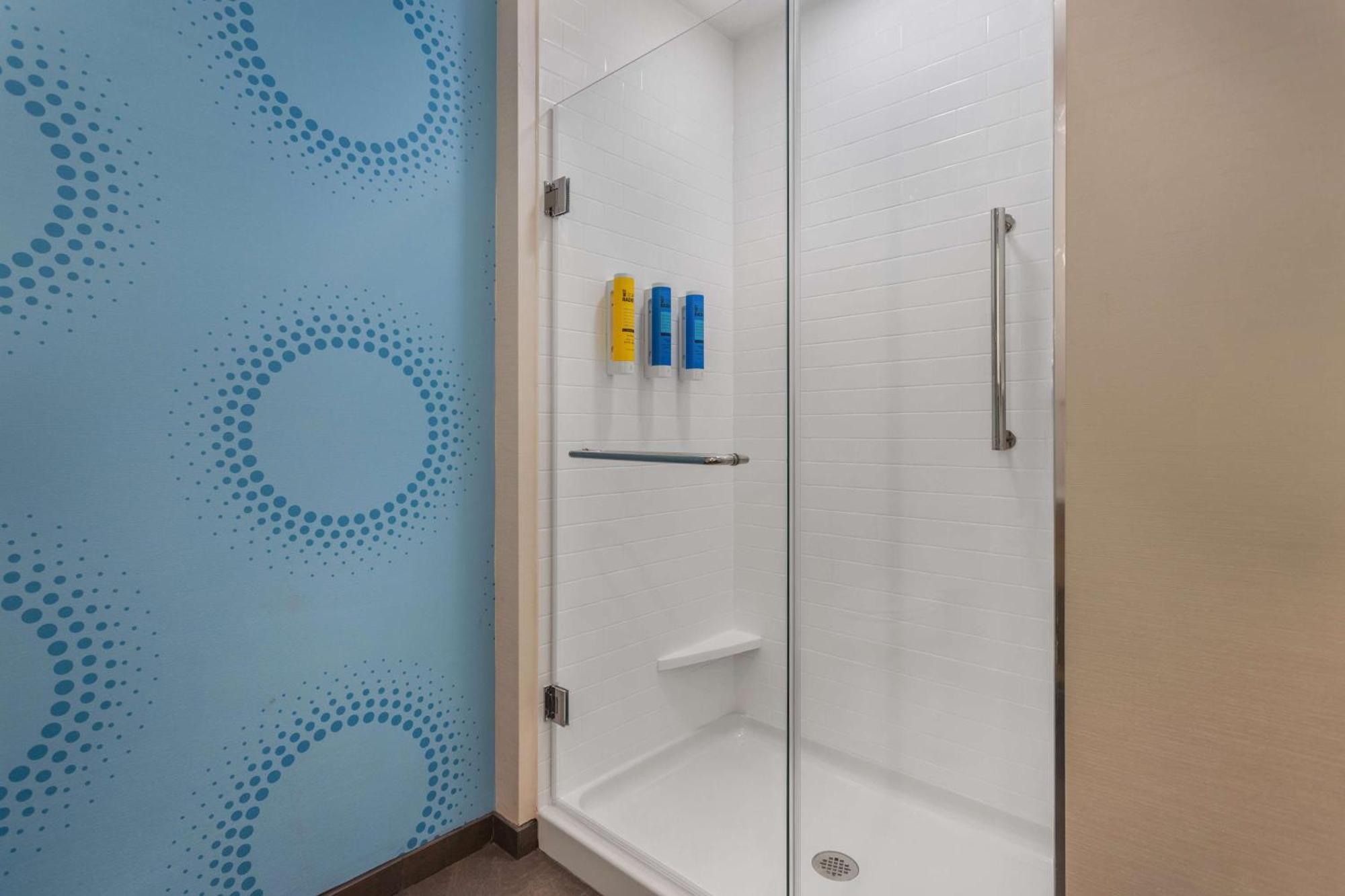 Tru By Hilton Janesville Exterior photo